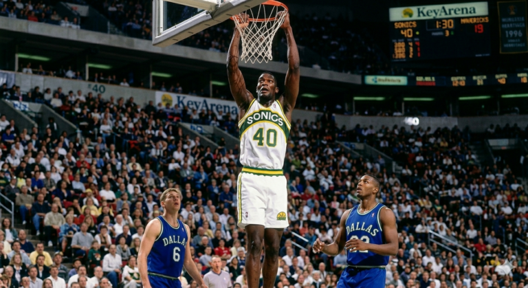 Shawn Kemp Seattle Sonics - White Jersey